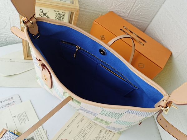 ルイヴィトンバッグ角部分ディテール